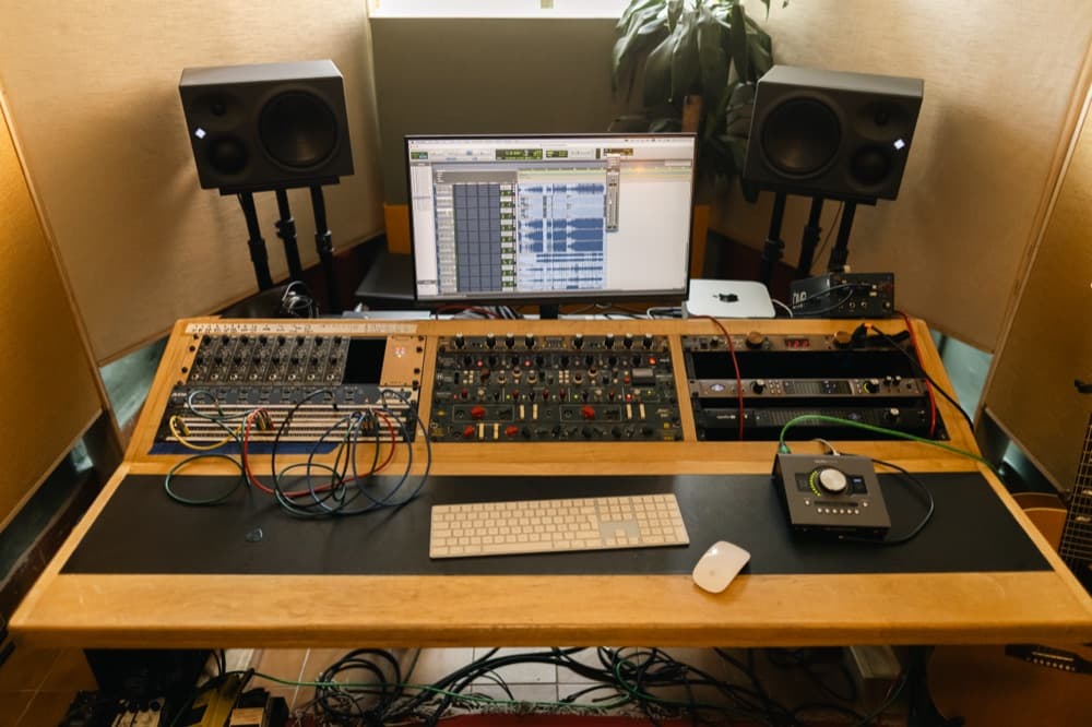 Monitors & Monitoring