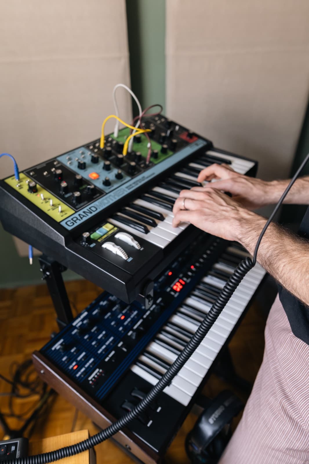 Synths & Keyboards